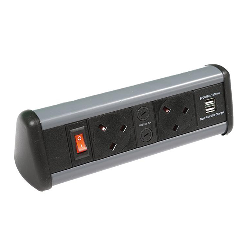 2 x (5Amp) Individually Fused Power Master Switch and 2 x USB PDU
